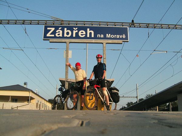 Z�b�eh n.Morav� - km 250 - kone�n� 