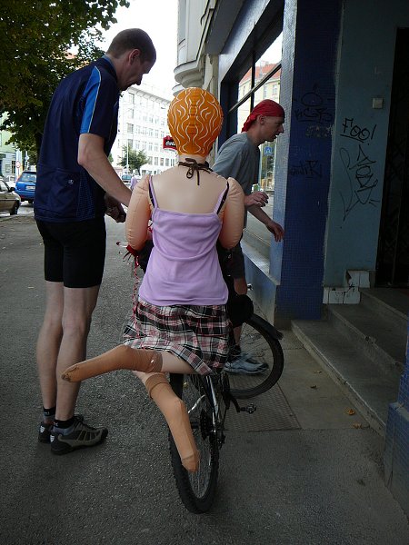 Cyklistick� z�klek